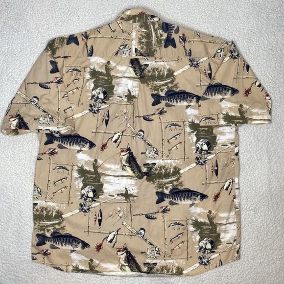 North River Outfitters Fishing AOP Short Sleeve Button Down Shirt: Size Large - Picture 3 of 9